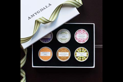 Notonthehighstreet solid perfume blending palette